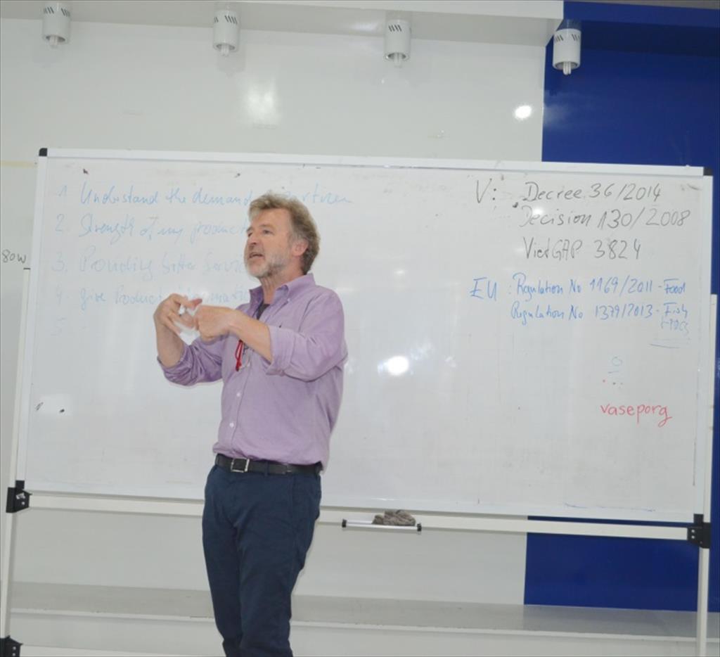 Khóa đào tạo: “Nâng cao công tác tham vấn chính sách – Trường hợp đối với ngành cá Tra Việt Nam”