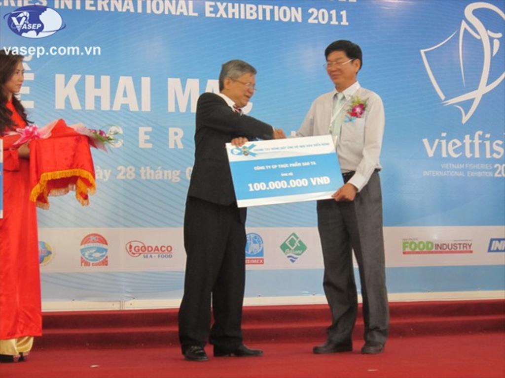 DN Thủy sản ủng hộ ngư dân Biển Đông