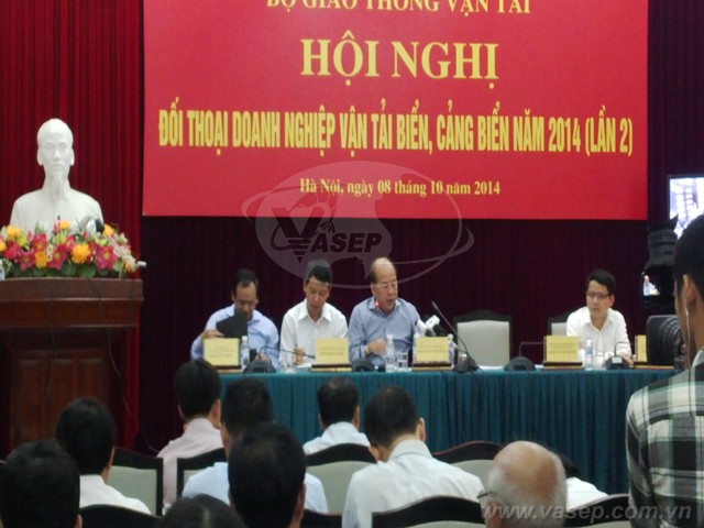 HN đối thoại DN vận tải biển và cảng biển 2014