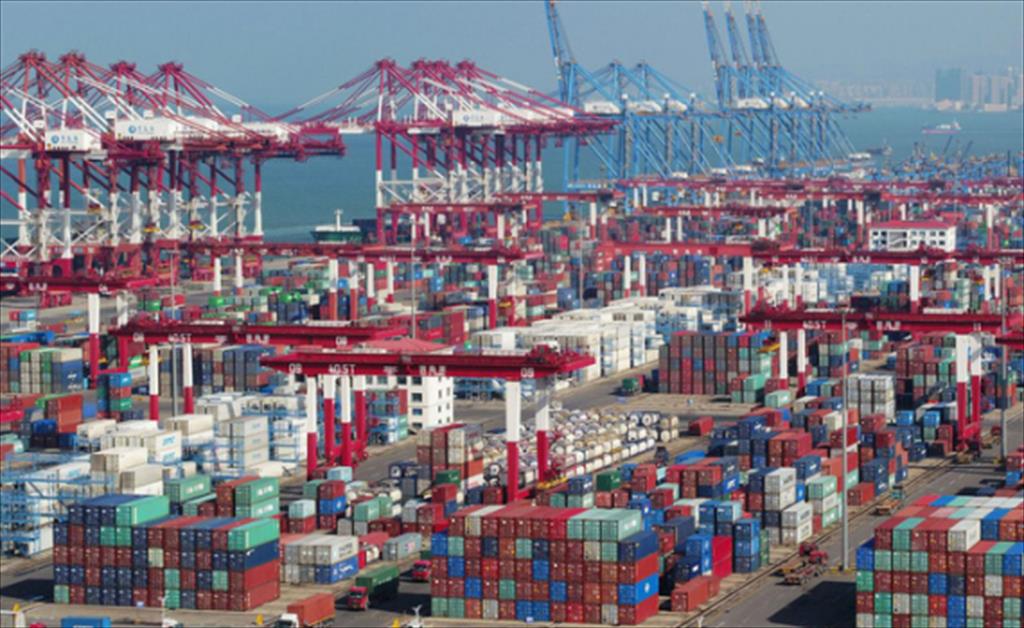 Bộ Công Thương đề nghị Bộ GTVT làm việc với các hãng tàu tăng chuyến, tăng cường đưa container về Việt Nam