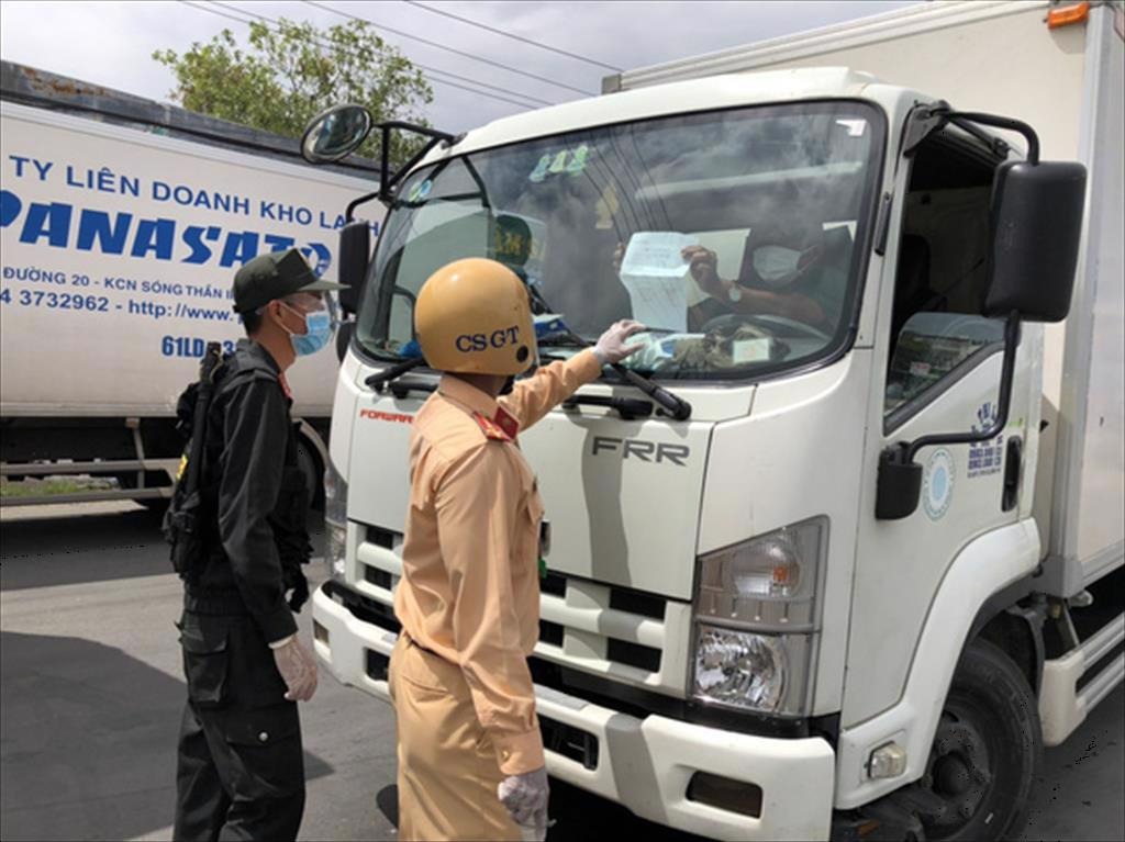 Đi lại 19 tỉnh thành phía Nam: Bỏ 