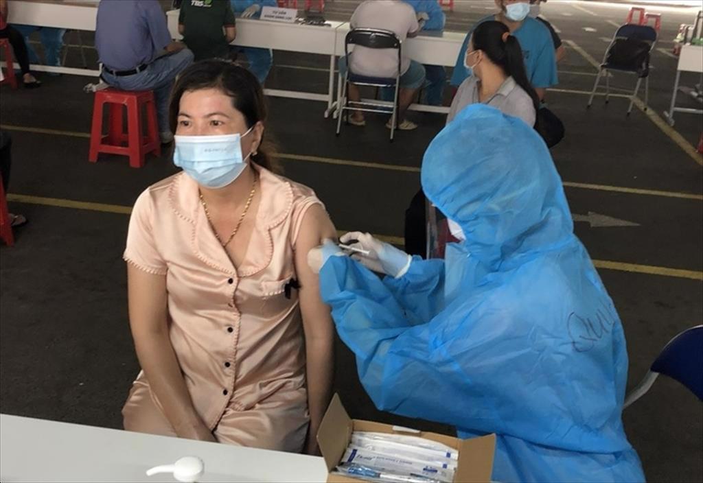 Kiên Giang: 150 ngàn người được tiêm vaccine phòng COVID-19
