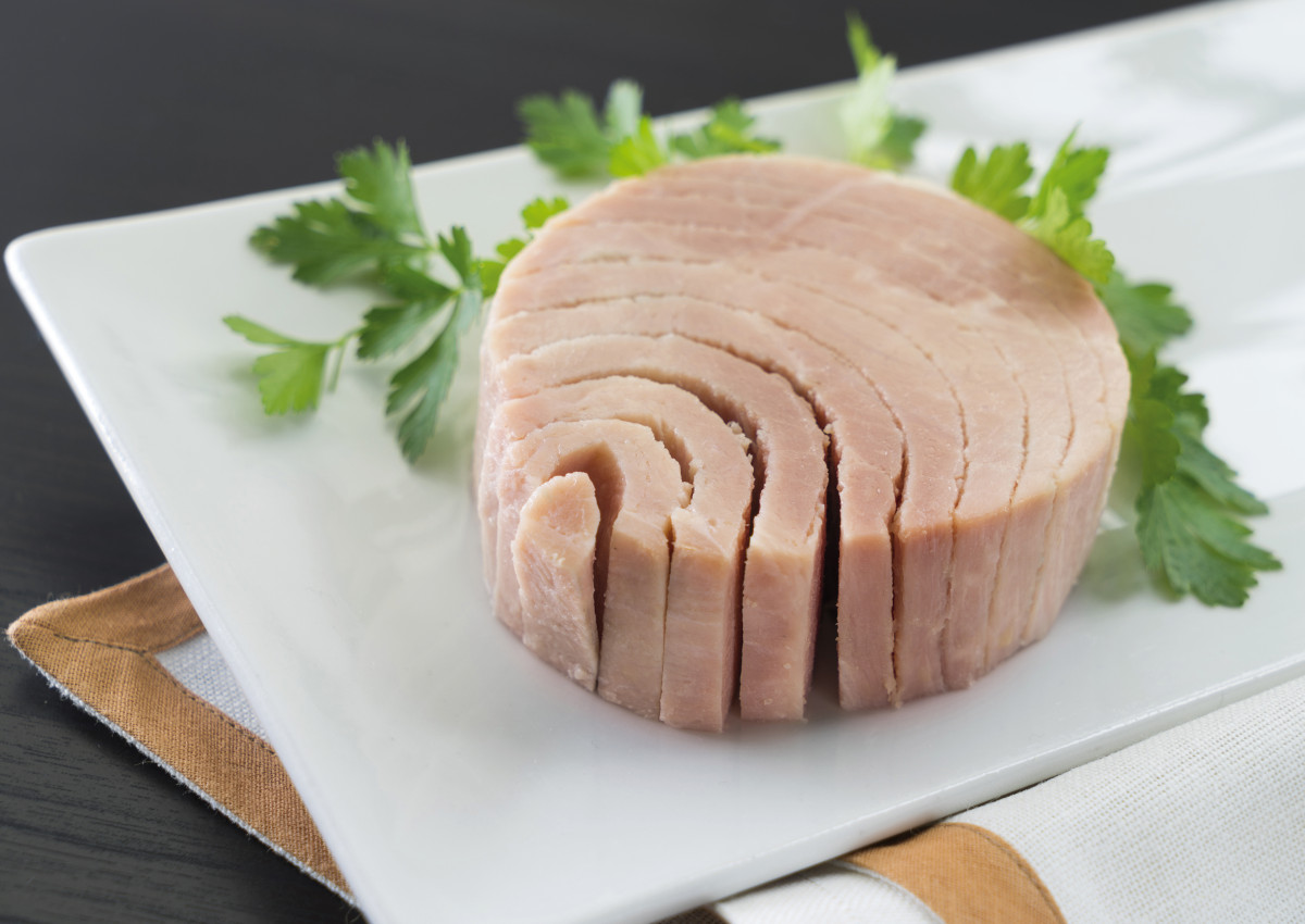 Anh: Tiêu thụ cá hộp giảm xuống dưới mức trước đại dịch 