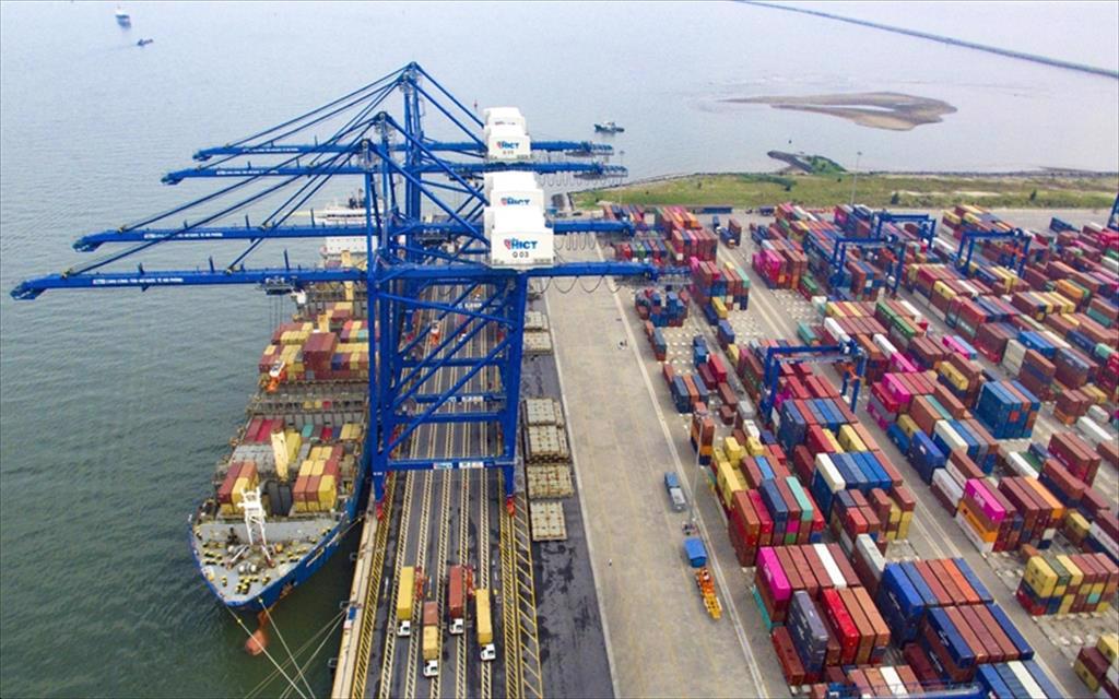Over VND313 trillion needed to upgrade Vietnamese seaport system