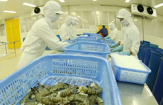 Infographic: Xuất khẩu tôm Việt Nam tháng 2/2022 