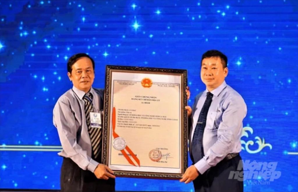   Tôm sú Cà Mau được công nhận chỉ dẫn địa lý