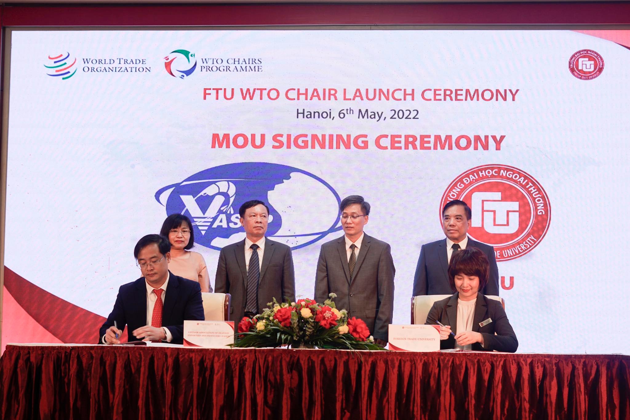 VASEP và Trường Đại học Ngoại Thương (FTU) ký MoU hợp tác 