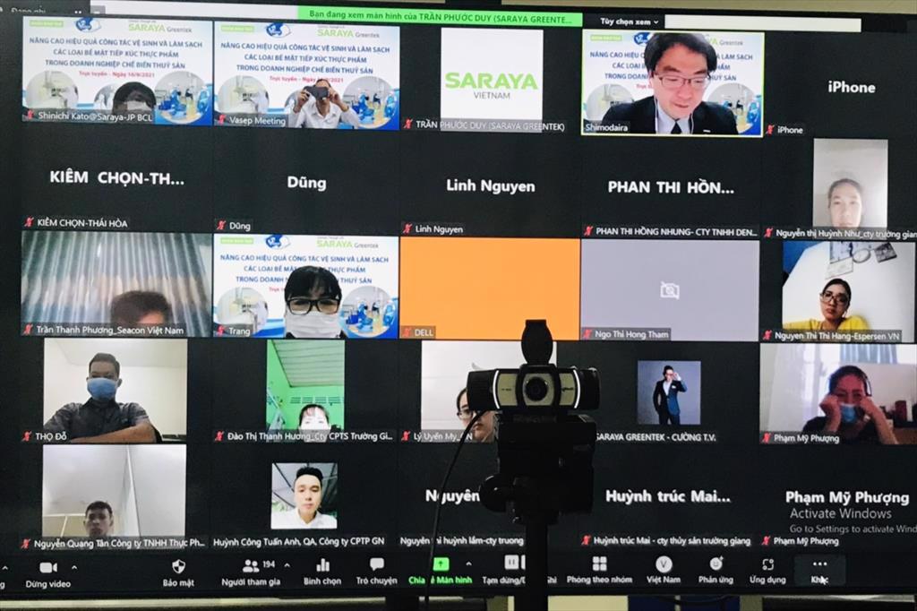 Ảnh khóa tập huấn trực tuyến: Nâng cao hiệu quả công tác vệ sinh và làm sạch các loại bề mặt tiếp xúc thực phẩm trong doanh nghiệp chế biến thủy sản_26.9.2021