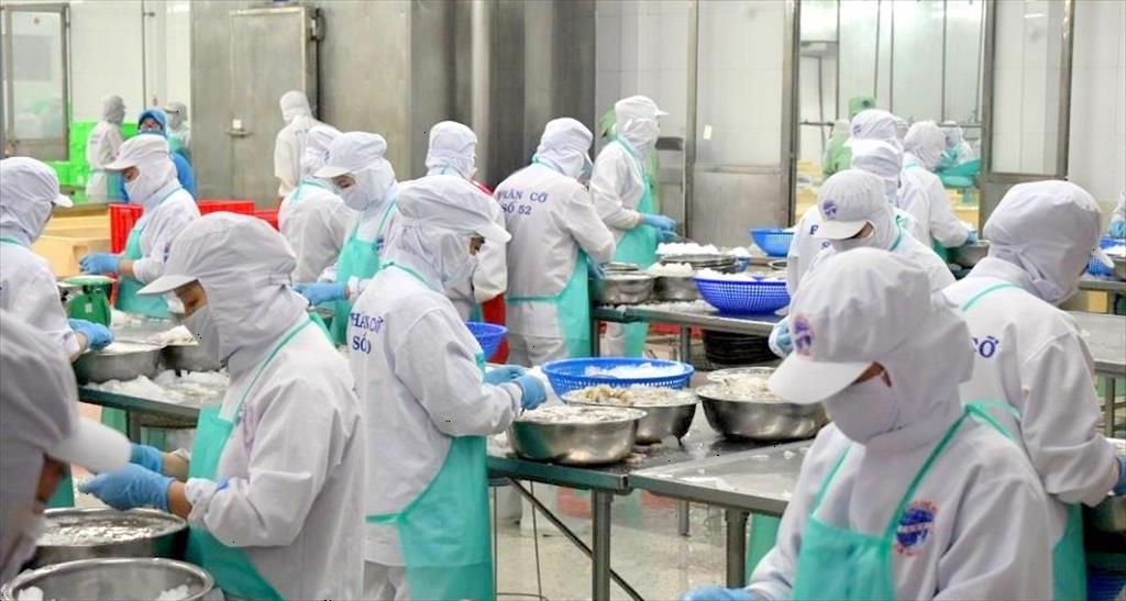 Lương tối thiểu vùng dự kiến tăng thêm 6% từ 1/7