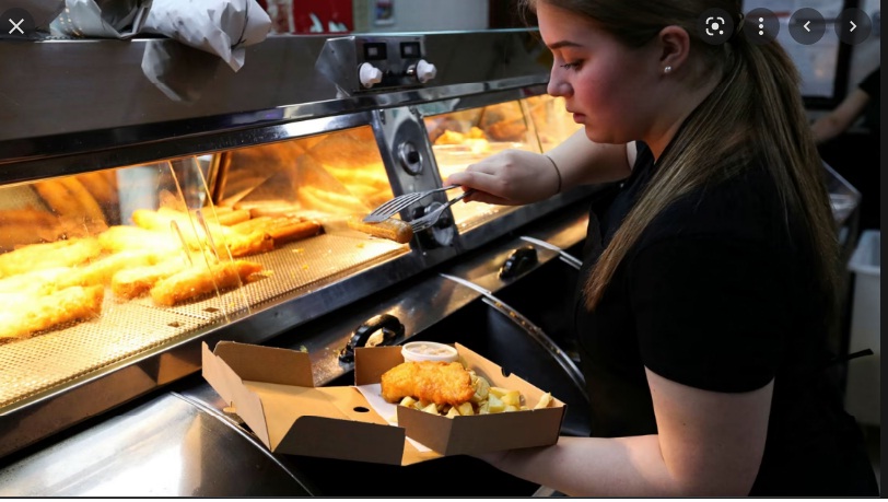 Anh: 1/3 các cửa hàng cá và khoai tây chiên có thể đóng cửa năm nay 