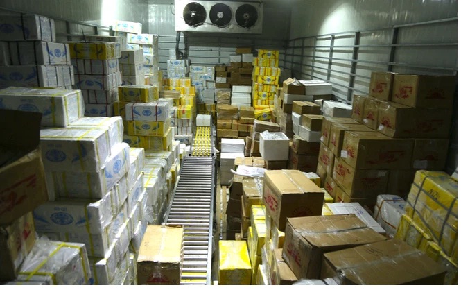 Trung Quốc không còn đình chỉ với doanh nghiệp có hàng dương tính SARS-CoV-2