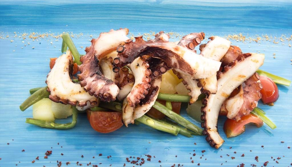 Gần 26% người Ý cắt giảm tiêu thụ cá do giá cao 