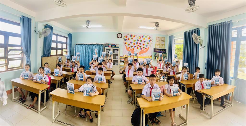 Tăng cường tuyên truyền sâu rộng về chống khai thác IUU