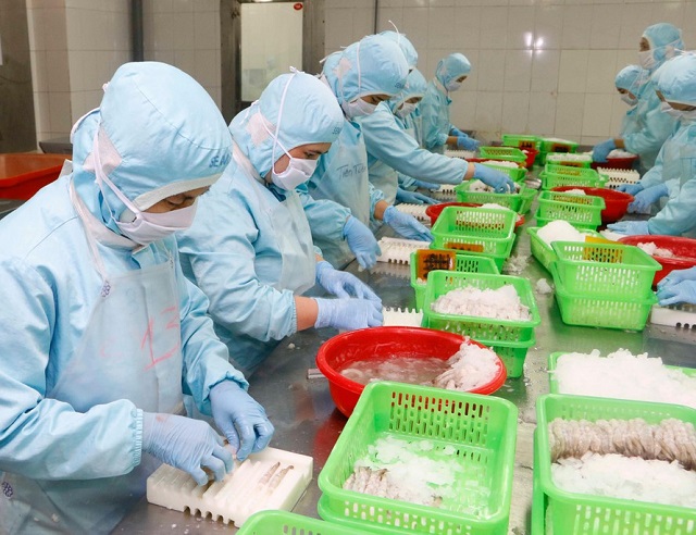 Tháng 10/2022: Xuất khẩu tôm sang Mỹ và EU giảm mạnh 