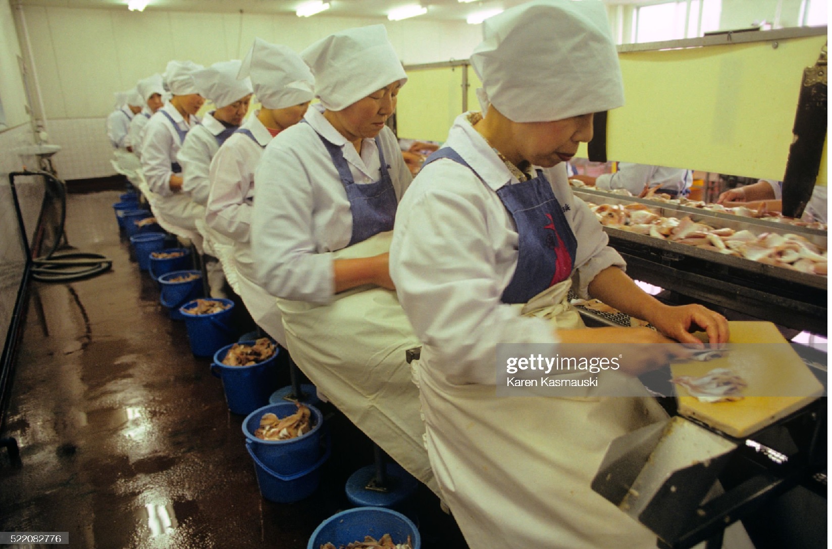 Yên yếu làm tăng lợi nhuận ở nước ngoài cho các công ty thủy sản của Nhật Bản