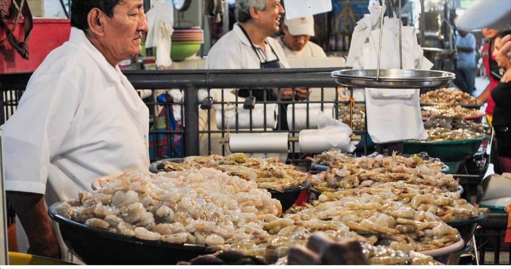 Ecuador chấm dứt trợ cấp dầu diesel cho các trại tôm lớn 