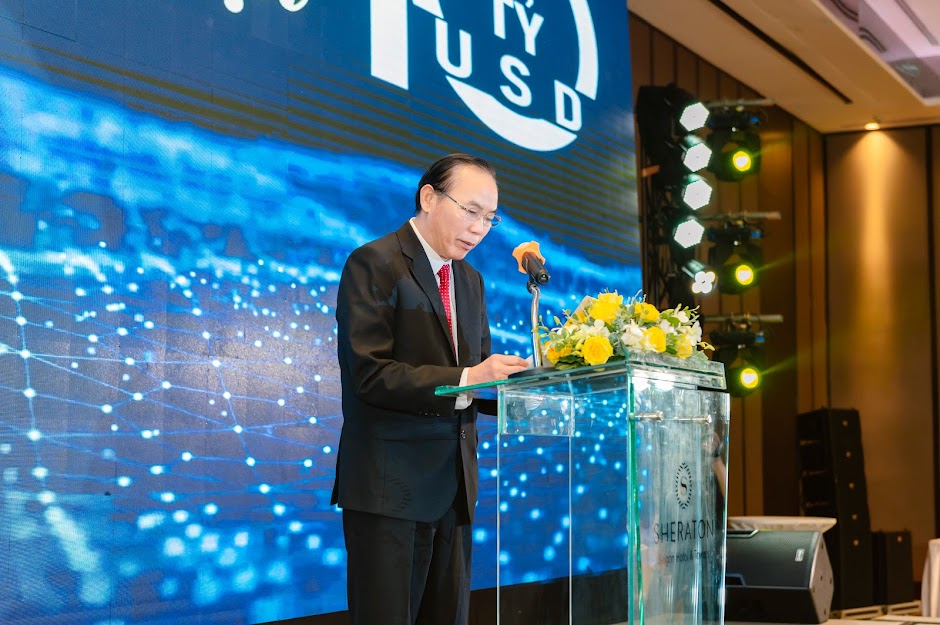 Thứ trưởng Bộ NN&PTNT phát biểu chúc mừng doanh nghiệp tại Lễ mừng XK thủy sản đạt 10 tỷ USD 