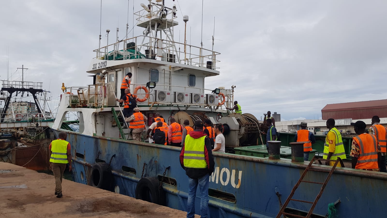 Các nước vùng Vịnh Guinea cùng nhau ngăn chặn đánh bắt trái phép