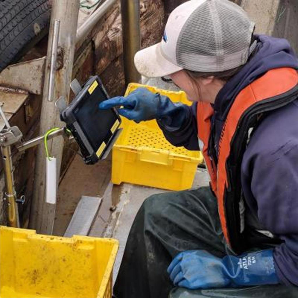 NOAA của Mỹ giới thiệu máy tính bảng giám sát điện tử mới tăng độ chính xác của dữ liệu