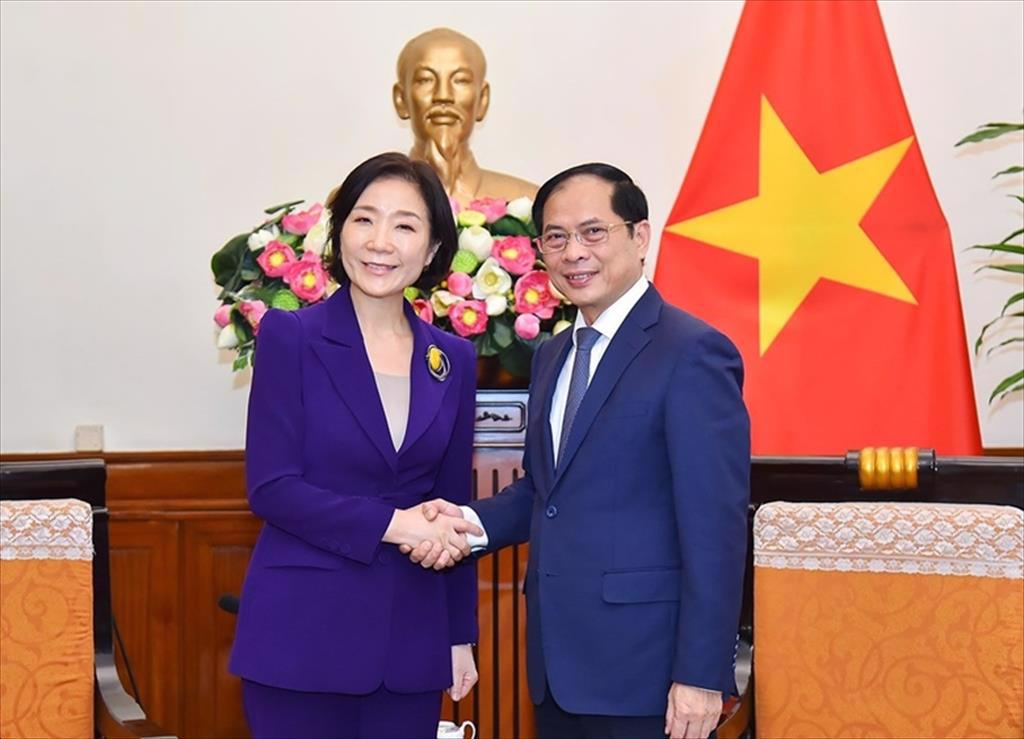 Phấn đấu nâng kim ngạch thương mại Việt Nam - Hàn Quốc đạt 150 tỷ USD