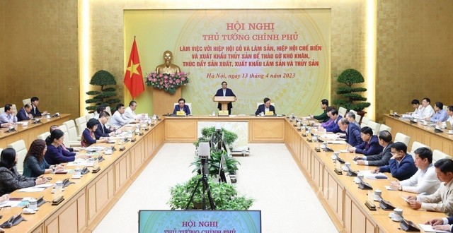 HN Thủ tướng Chính phủ làm việc với VASEP để tháo gỡ khó khăn, thúc đẩy sản xuất, xuất khẩu lâm sản và thuỷ sản