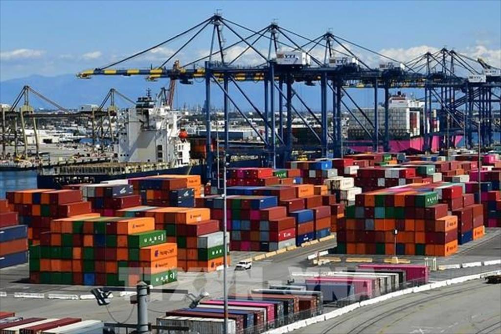 Thương mại quốc tế tiếp tục đi xuống, nền kinh tế Mỹ rơi vào suy thoái vận tải hàng hóa