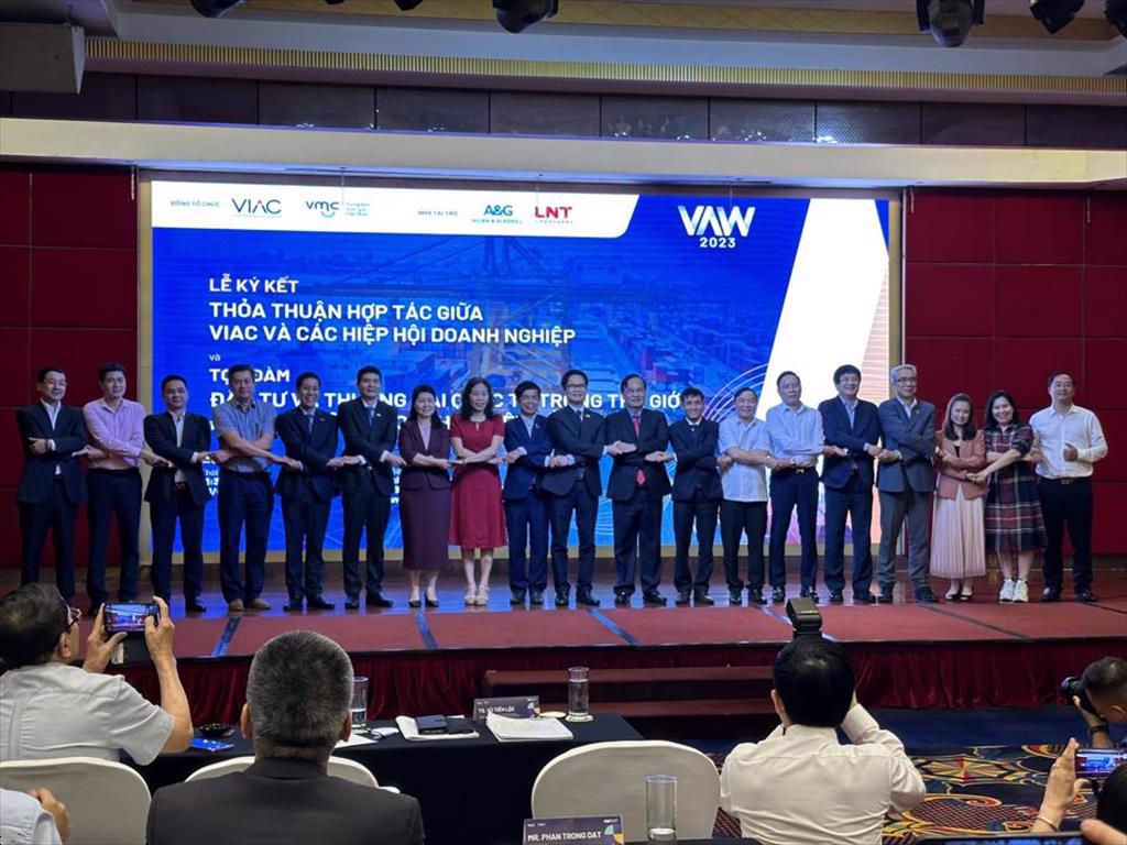 VIAC ký thỏa thuận hợp tác với 19 hiệp hội doanh nghiệp