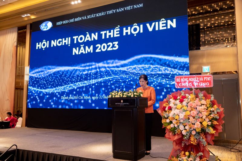 Cần có giải pháp để tái tạo nguồn lợi hải sản trong nước 