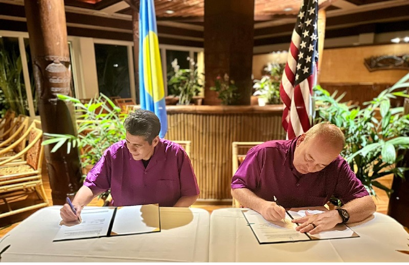 Mỹ, Palau ký thỏa thuận chống khai thác IUU