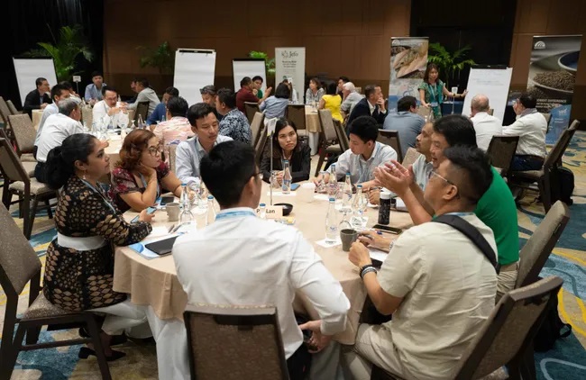 Những thách thức của ngành được trao đổi tại hội nghị bàn tròn nuôi tôm