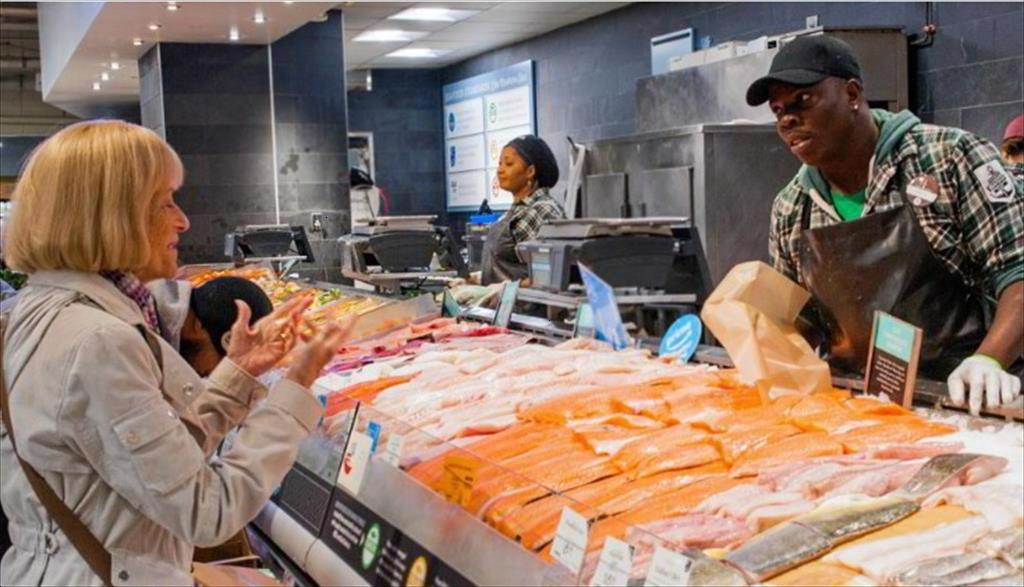 Doanh số bán lẻ thủy sản Mỹ tiếp tục giảm trong tháng 9 