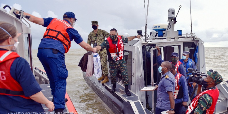 Mỹ tăng cường tuần tra hoạt động khai thác IUU ngoài khơi Peru