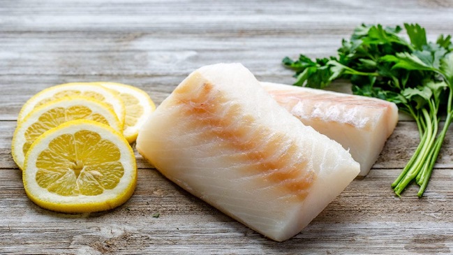 Giá cá tuyết HG Na Uy giảm xuống gần bằng giá tại Nga