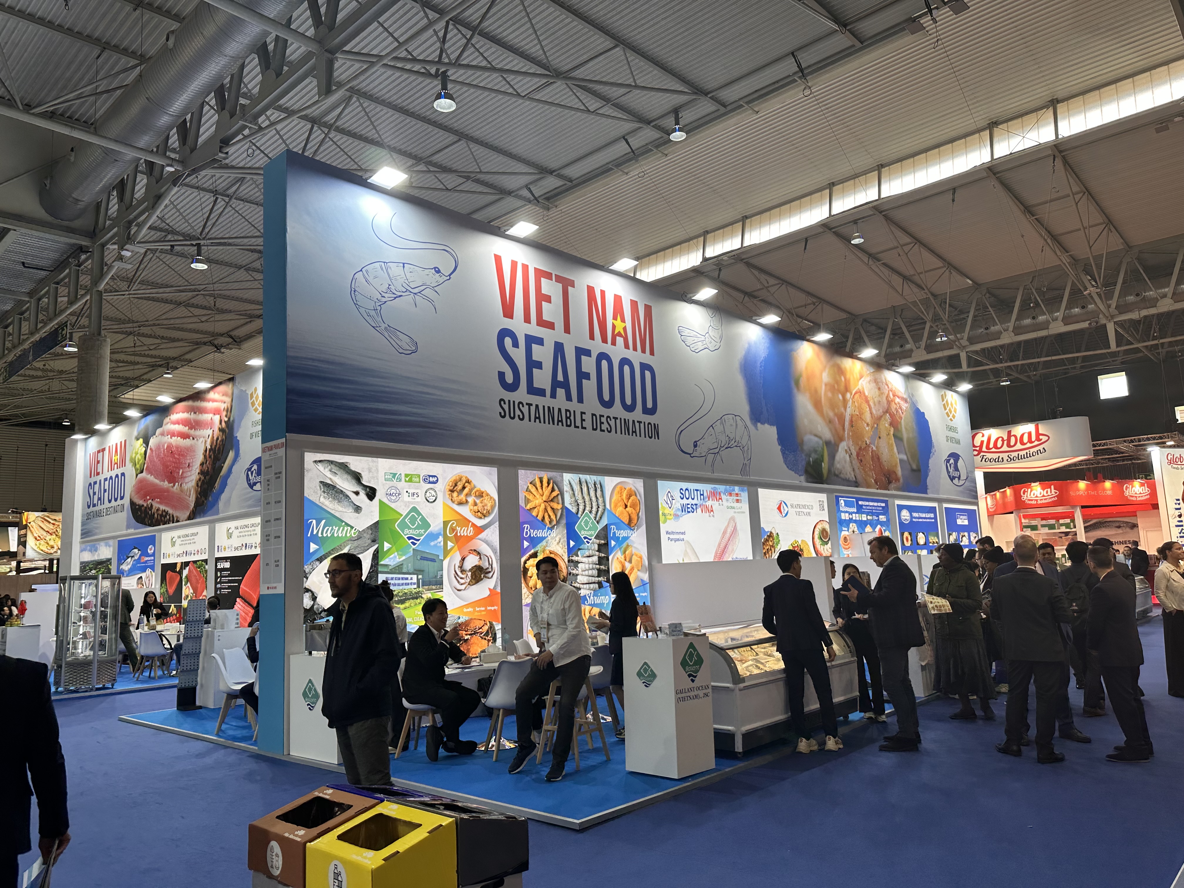 Tưng bừng hàng giá trị gia tăng tại Triển lãm Barcelona 