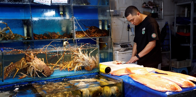 Trung Quốc thu hẹp cửa với thủy sản Nhật Bản