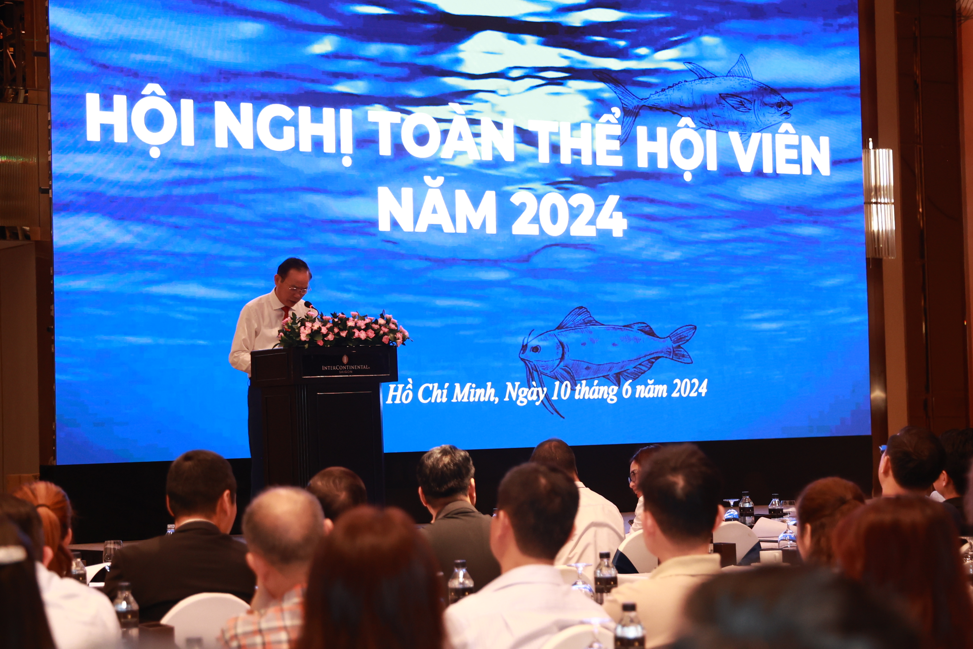 Thứ trưởng Bộ NNPTNT VASEP đã thể hiện tốt vai trò phát triển và xây dựng mối quan hệ giữa các hội viên