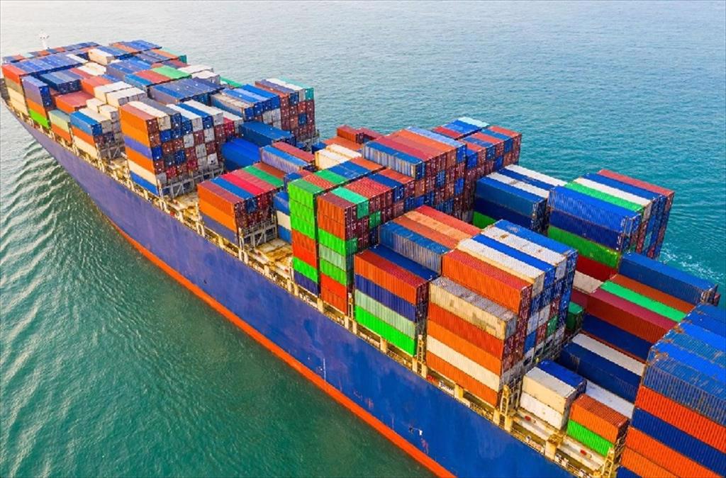 Các công ty nhập khẩu Mỹ, EU lo lắng vì cước vận tải tăng vọt 