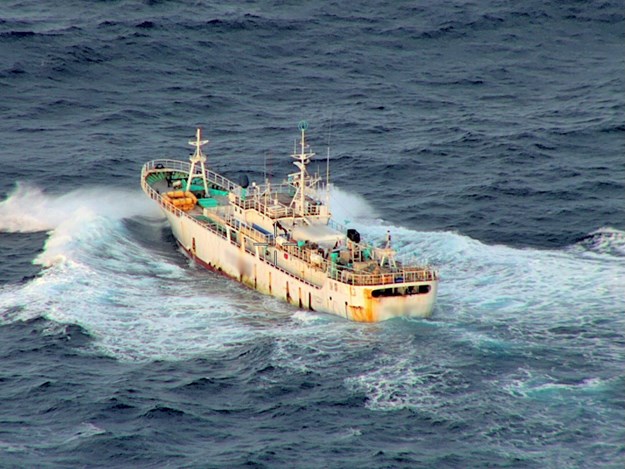 Hải quân Fiji và các đối tác trấn áp hoạt động đánh bắt trái phép