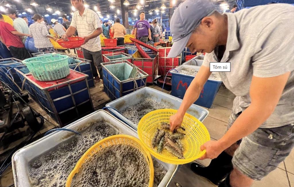 Giá tôm nhập khẩu tại Trung Quốc tăng trước Tết Trung thu