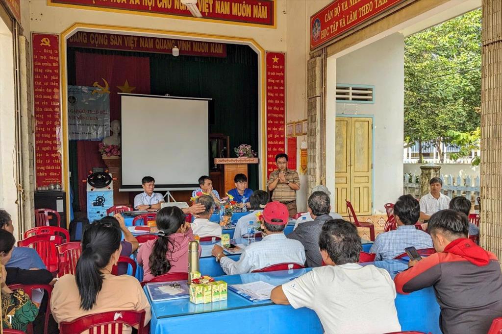 Giới thiệu cho ngư dân về một số thiết bị mới trong khai thác thủy sản