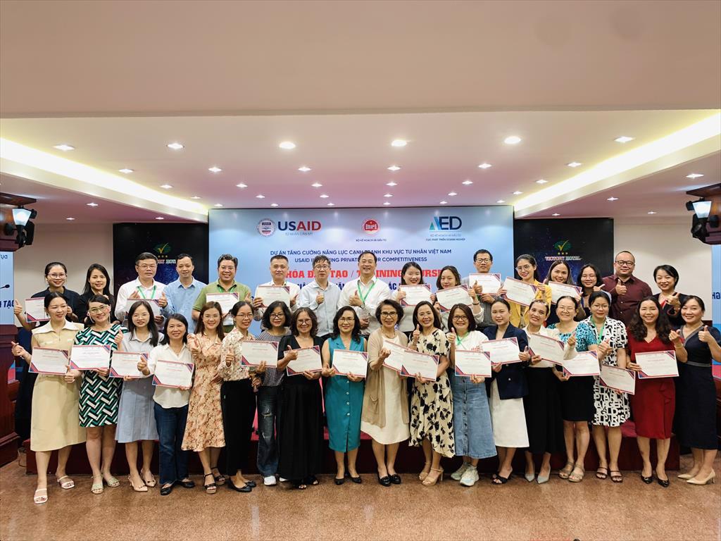 Nâng cao năng lực cho các hội/hiệp hội trong hoạt động xây dựng và phát triển các dịch vụ cho doanh nghiệp - BDS - Tp Hồ Chí Minh