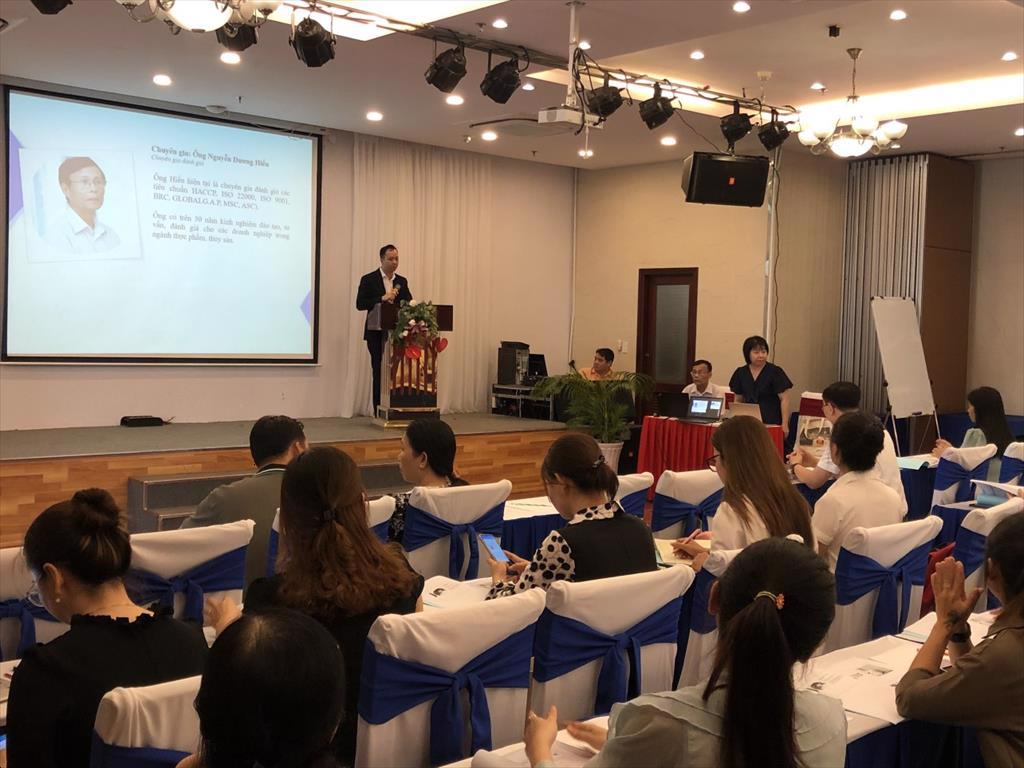 Khóa tập huấn “Nâng cao năng lực đáp ứng các quy định thị trường về an toàn thực phẩm & phát triển bền vững” tại TP. Cần Thơ (19-20/4/2023)