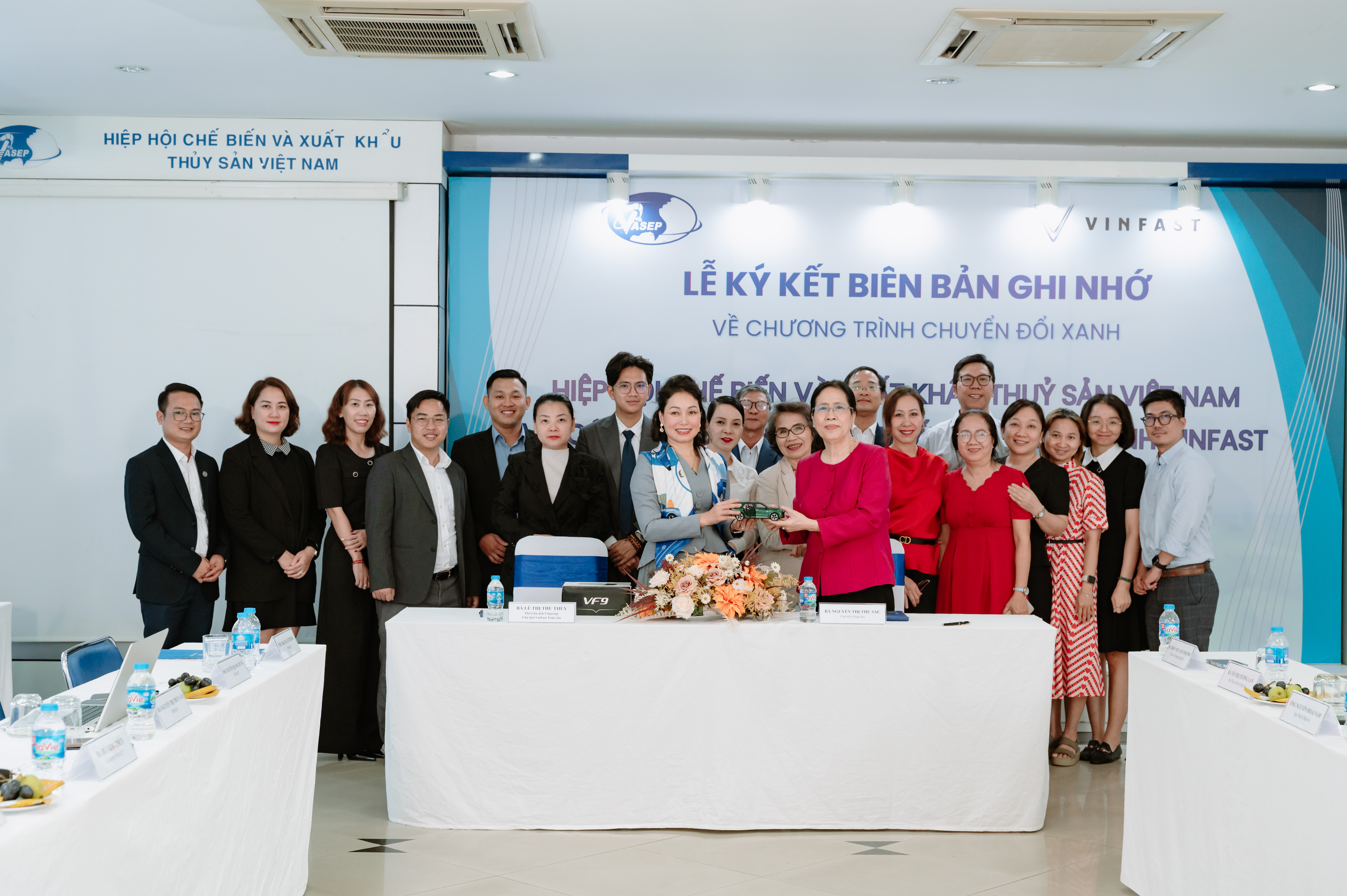 VINFAST VÀ VASEP KÝ MoU HỢP TÁC THÚC ĐẨY CHUYỂN ĐỔI XANH