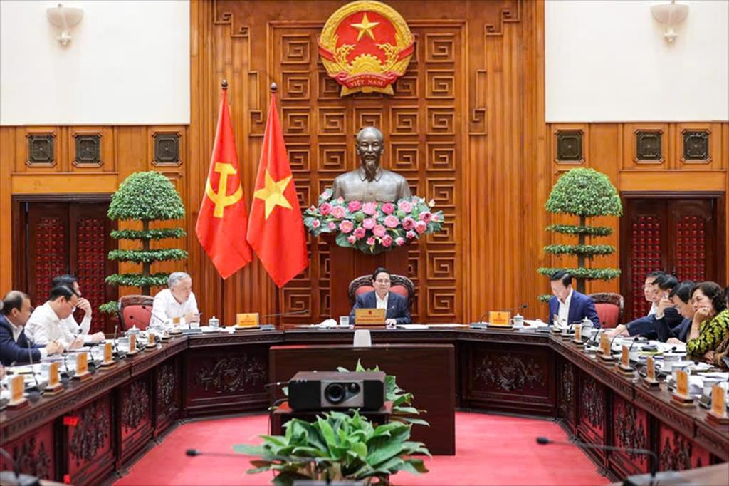 Thủ tướng Ứng phó chủ động, kịp thời, khẩn trương hỗ trợ doanh nghiệp, người dân