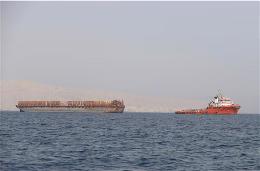 Tàu thuyền chuyển hướng tránh vùng biển Iran tại Eo biển Hormuz