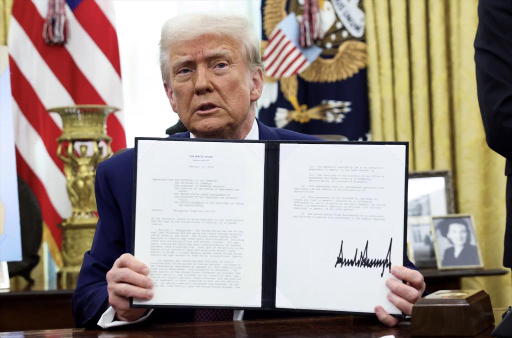 Hàn Quốc yêu cầu miễn thuế đối ứng