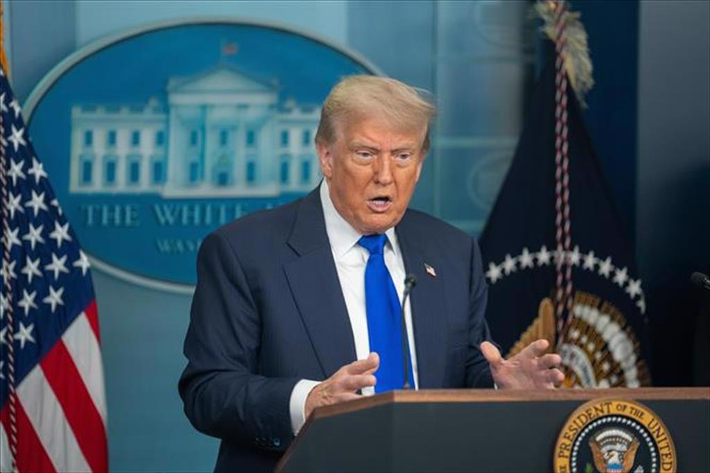 Tổng thống Trump thông báo áp thuế 30% đối với EU và Mexico 