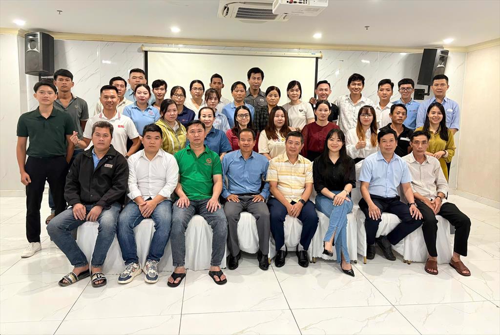 Khóa tập huấn: "5S thực hành: Cải thiện môi trường làm việc trong doanh nghiệp chế biến thủy sản"