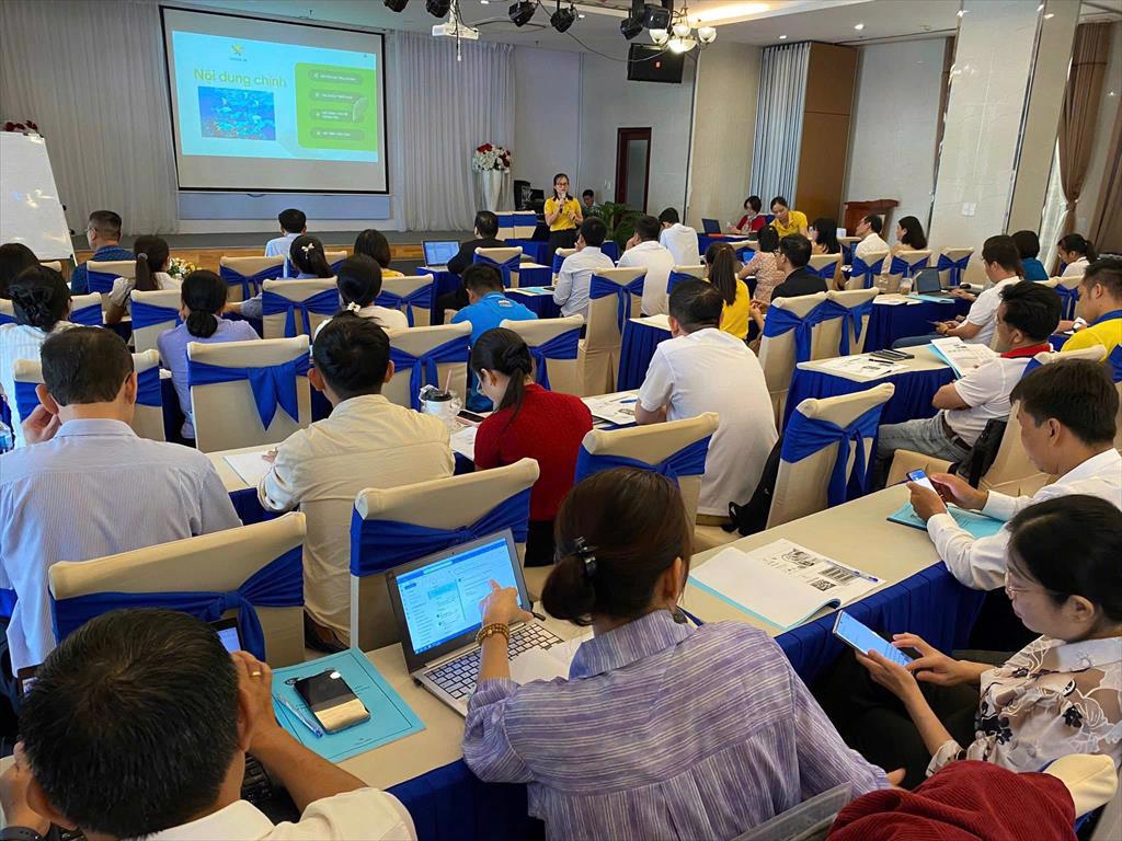 Khóa tập huấn: "Cập nhật quy định và hướng dẫn lập báo cáo phát triển bền vững (ESG) cho doanh nghiệp thủy sản" tại TP Cần Thơ