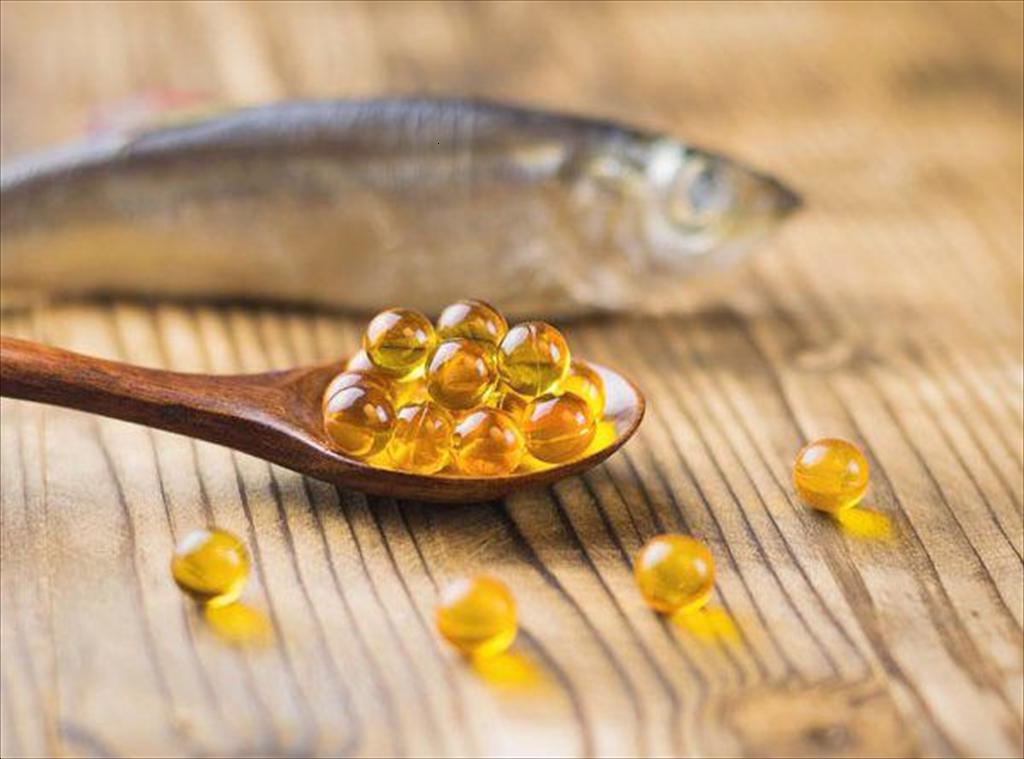 Thiếu hụt bột cá, dầu cá đe dọa chuỗi cung ứng Omega-3 toàn cầu